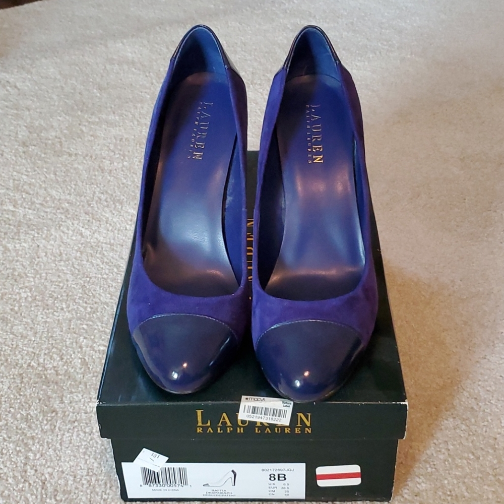 Lauren Rafita Pump